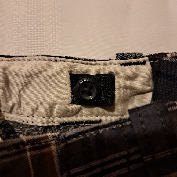 Baby Gap plaid shorts size 18-24 months NWT - Picture 4 of 5